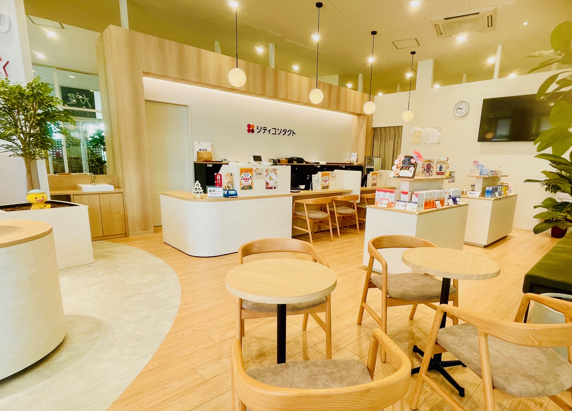 シティコンタクトさせぼ五番街店の写真(長崎県佐世保市)